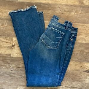 BKE Women's Cropped Frayed Hem Blue Jeans